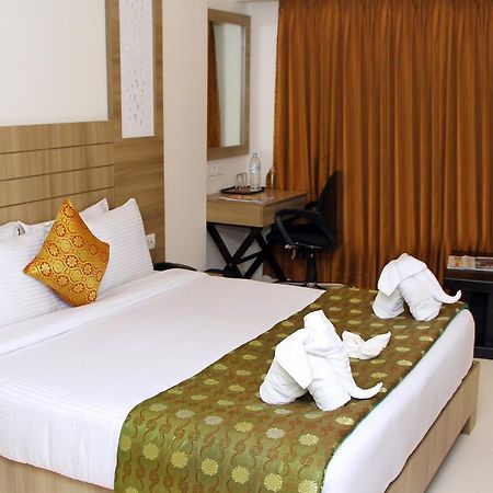 Vinayaga By Poppys ,Kumbakonam Hotel Exterior foto