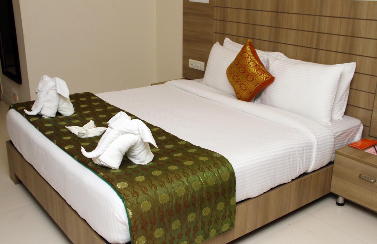Vinayaga By Poppys ,Kumbakonam Hotel Exterior foto