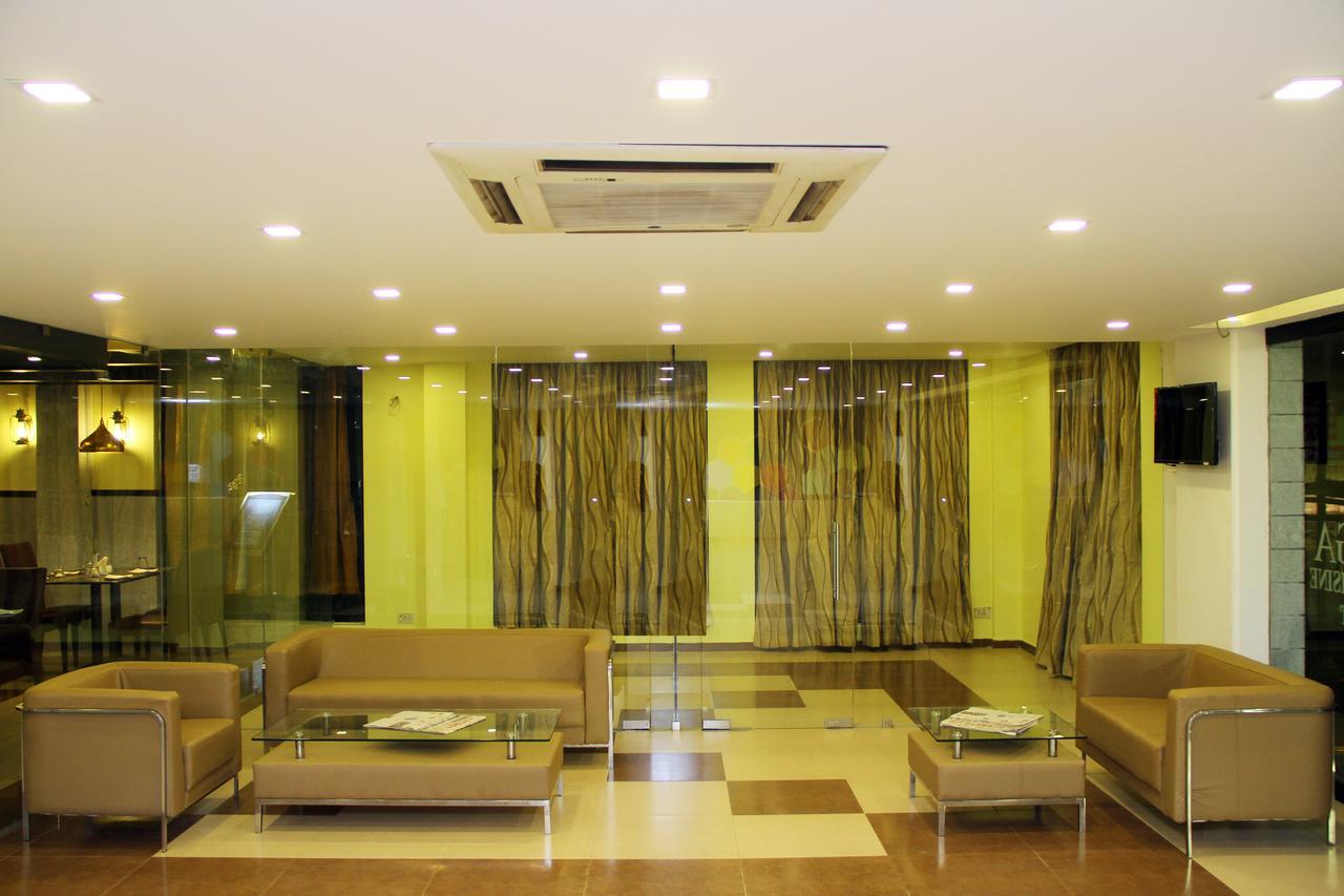 Vinayaga By Poppys ,Kumbakonam Hotel Exterior foto